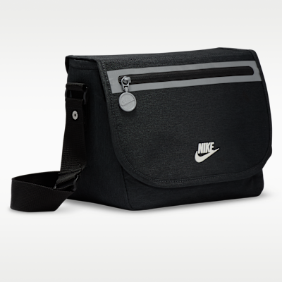 Reviews: Nike Futura Messenger Lunch Tote (7.5L). Nike.com